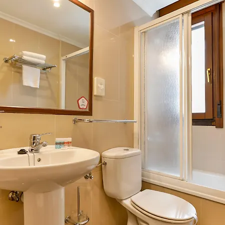 Hotel Puerto De Candas