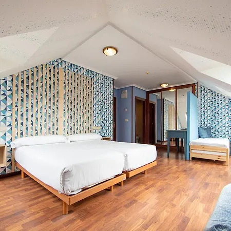 Hotel Puerto De Candás