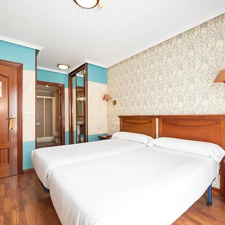 Hotel Puerto De 2*
