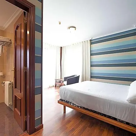 Hotell Puerto De