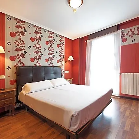 Puerto De Hotell 2*