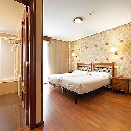 Hotell Puerto De