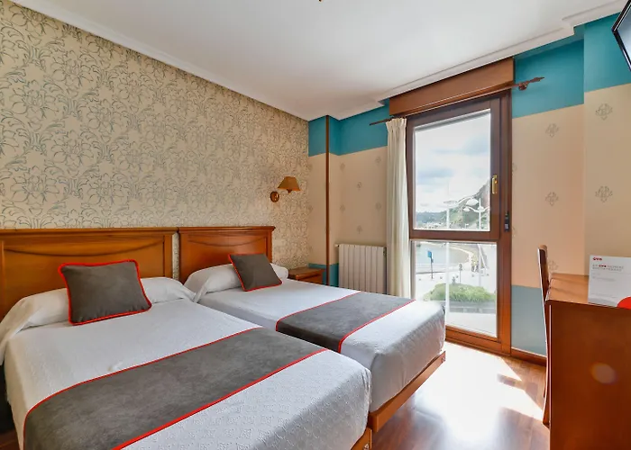 Hotel Puerto De Candás