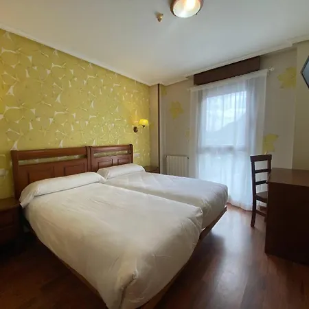 Hotel Puerto De 2*