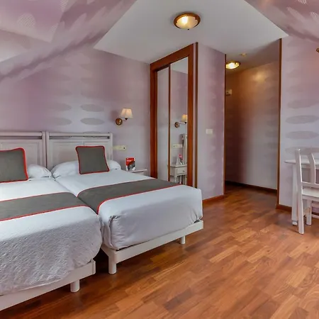 Hotel Puerto De Candás