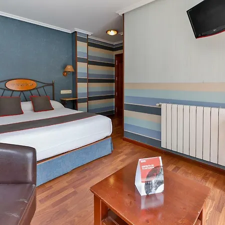 Hotel Puerto De 2*